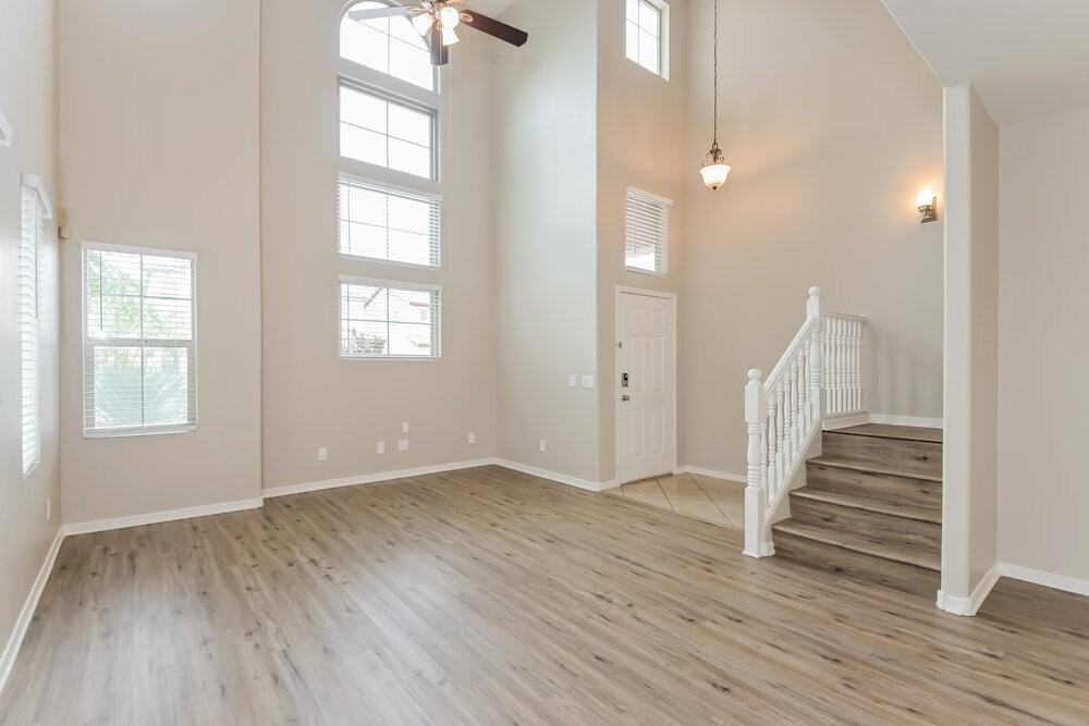 126 E Calle Del Rondador - Photo 4 of 17