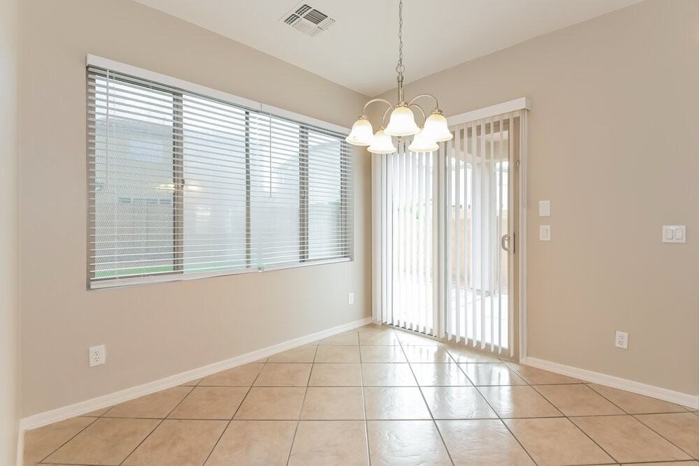 126 E Calle Del Rondador - Photo 6 of 17