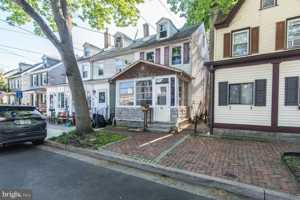featured image of 523 Locust St