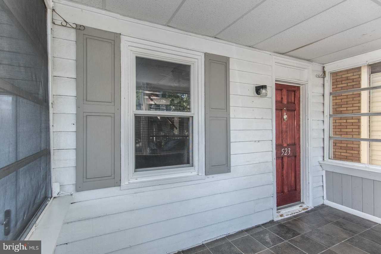 523 Locust St - Photo 5 of 24