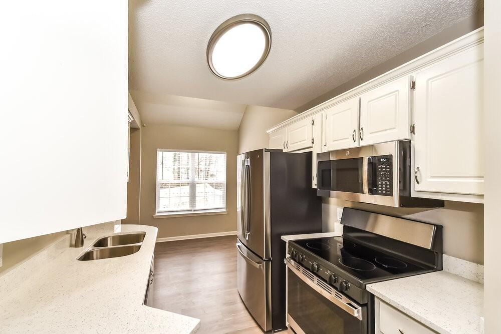 2335 Alden Woods - Photo 7 of 17