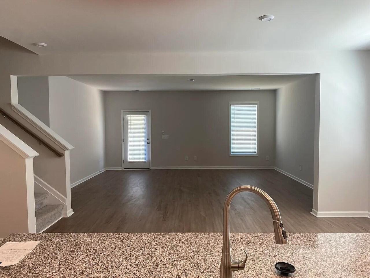 654 Garland Trl - Photo 2 of 34