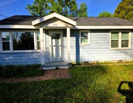 107 Hawthorne St - Photo 1 of 1