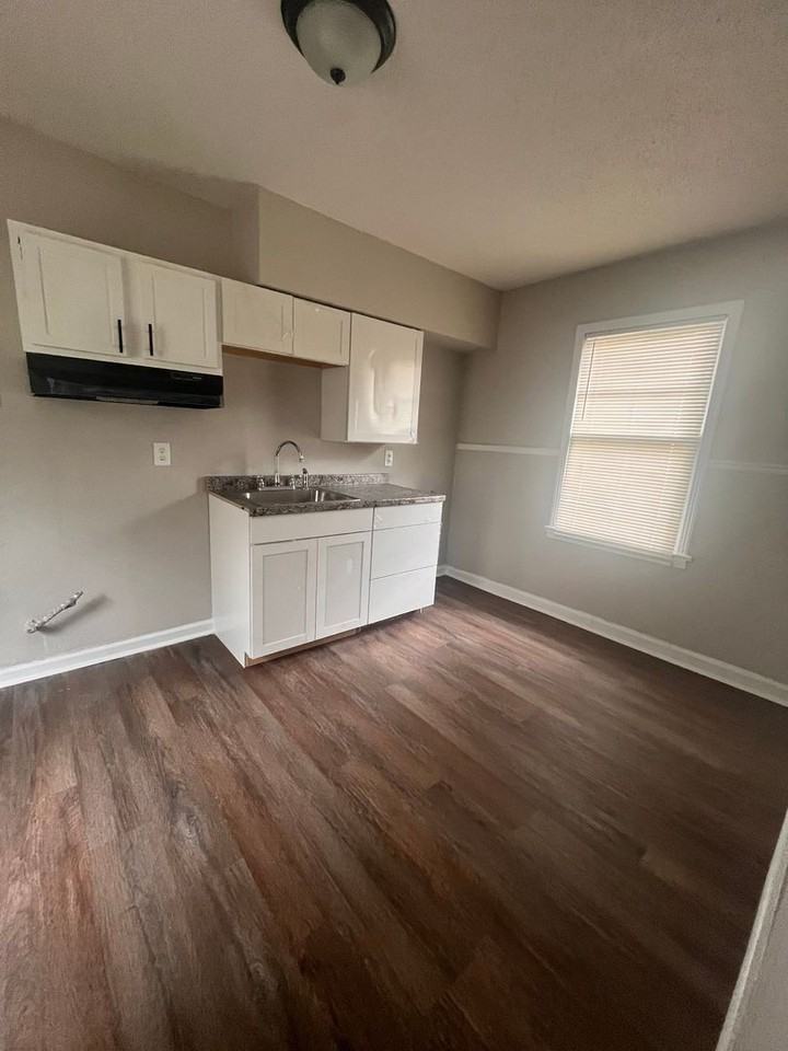 291 Red Oak St - Photo 3 of 7