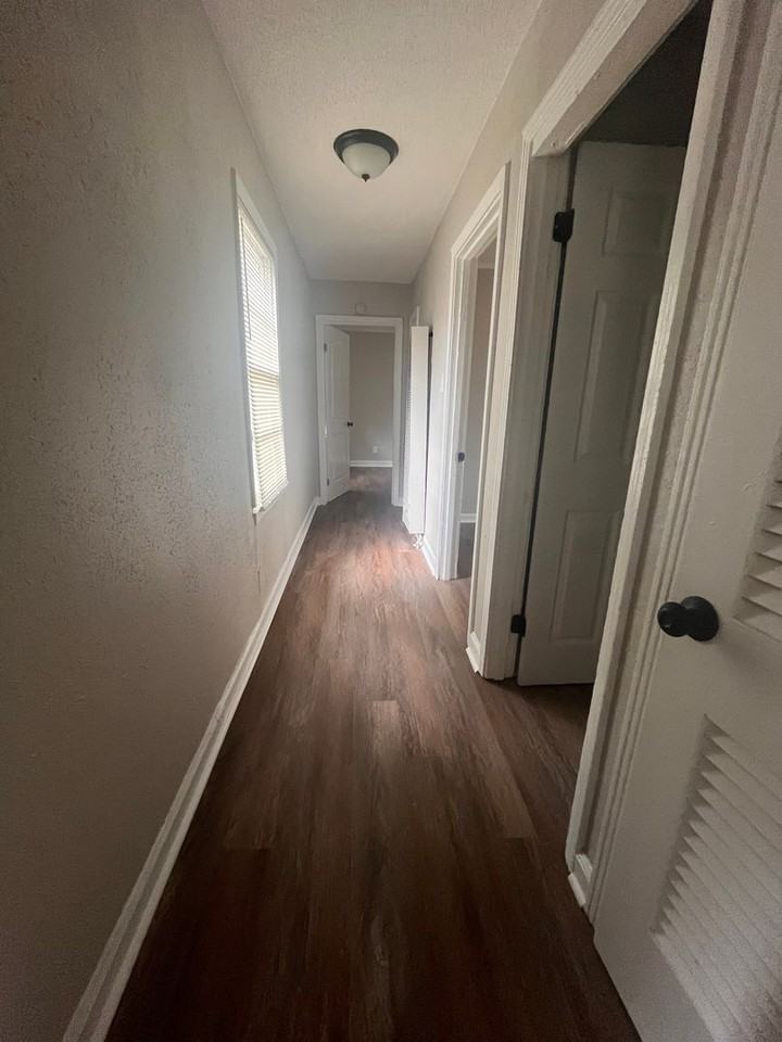 291 Red Oak St - Photo 5 of 7