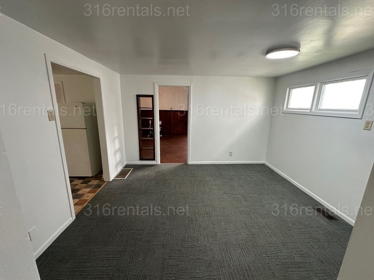 621 S Richmond Ave - Photo 7 of 10