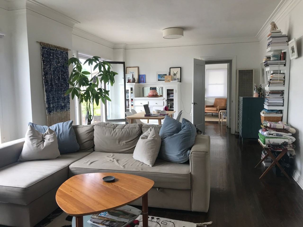 704 N Rampart Blvd - Photo 2 of 13