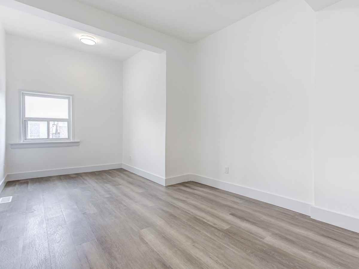 228 Oakwood Avenue #2 - Photo 4 of 10