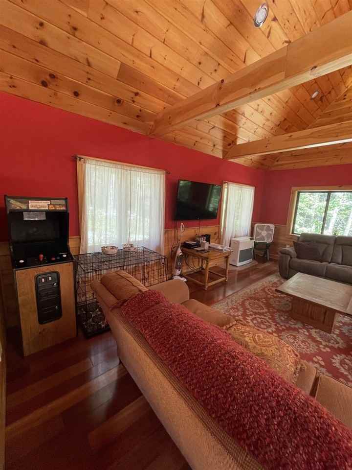 6 Deer Ln #1255635P - Photo 5 of 24