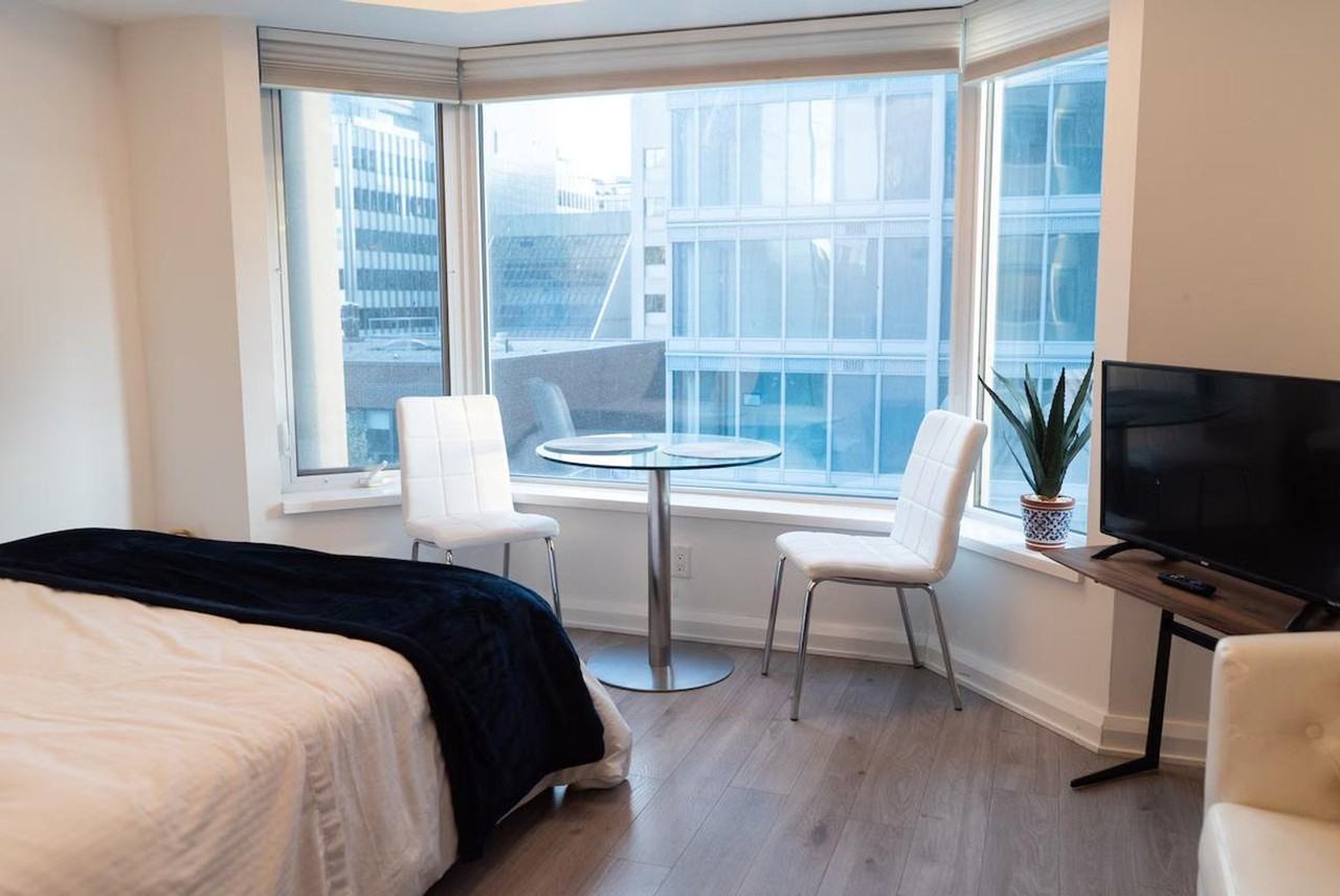 123 Yorkville Ave #1473321P - Photo 2 of 12