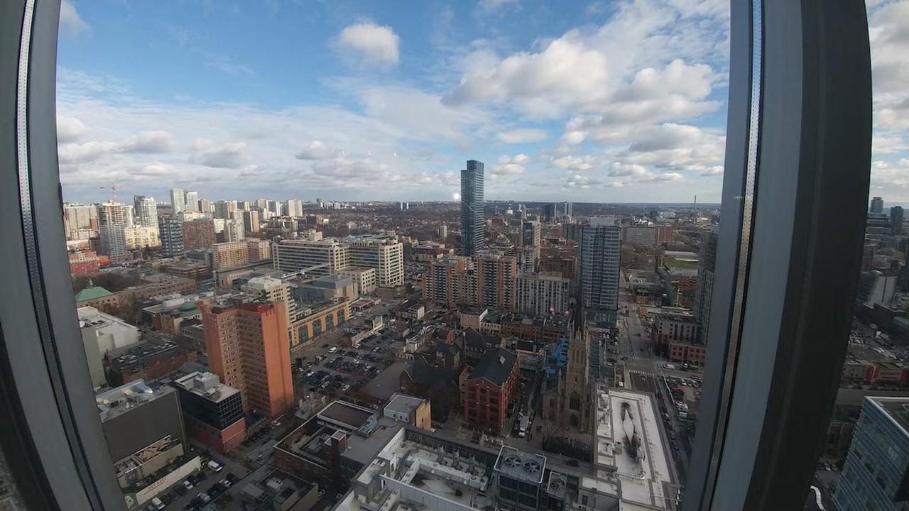 250 Victoria St #1473323P - Photo 7 of 8