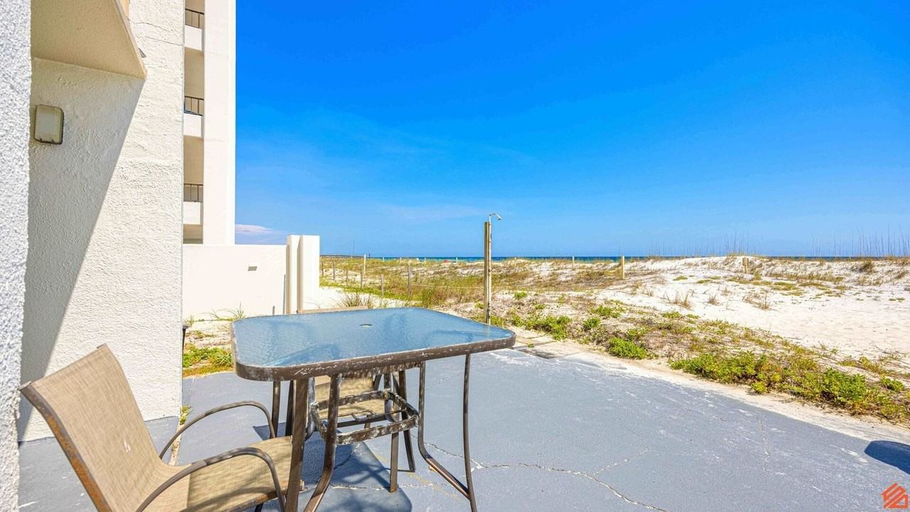 556 Coral Ct #1502039P - Photo 4 of 25