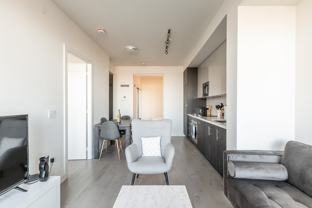 333 Queen St W - Photo 1 of 1