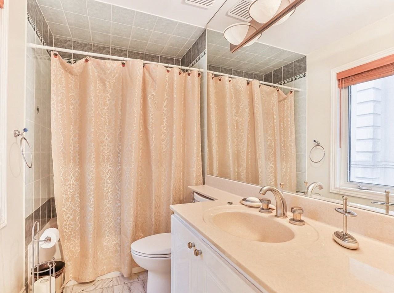 44 Arjay Cres #1513127P - Photo 6 of 46