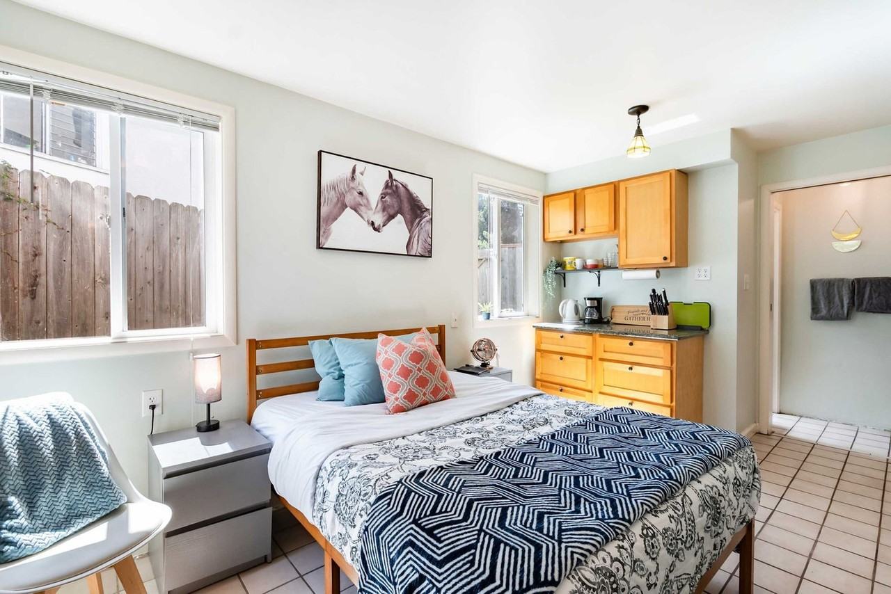1325 Sacramento St #1520529P - Photo 6 of 33