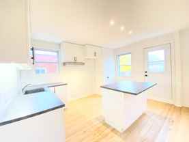9402 Avenue De Chateaubriand - Photo 1 of 1