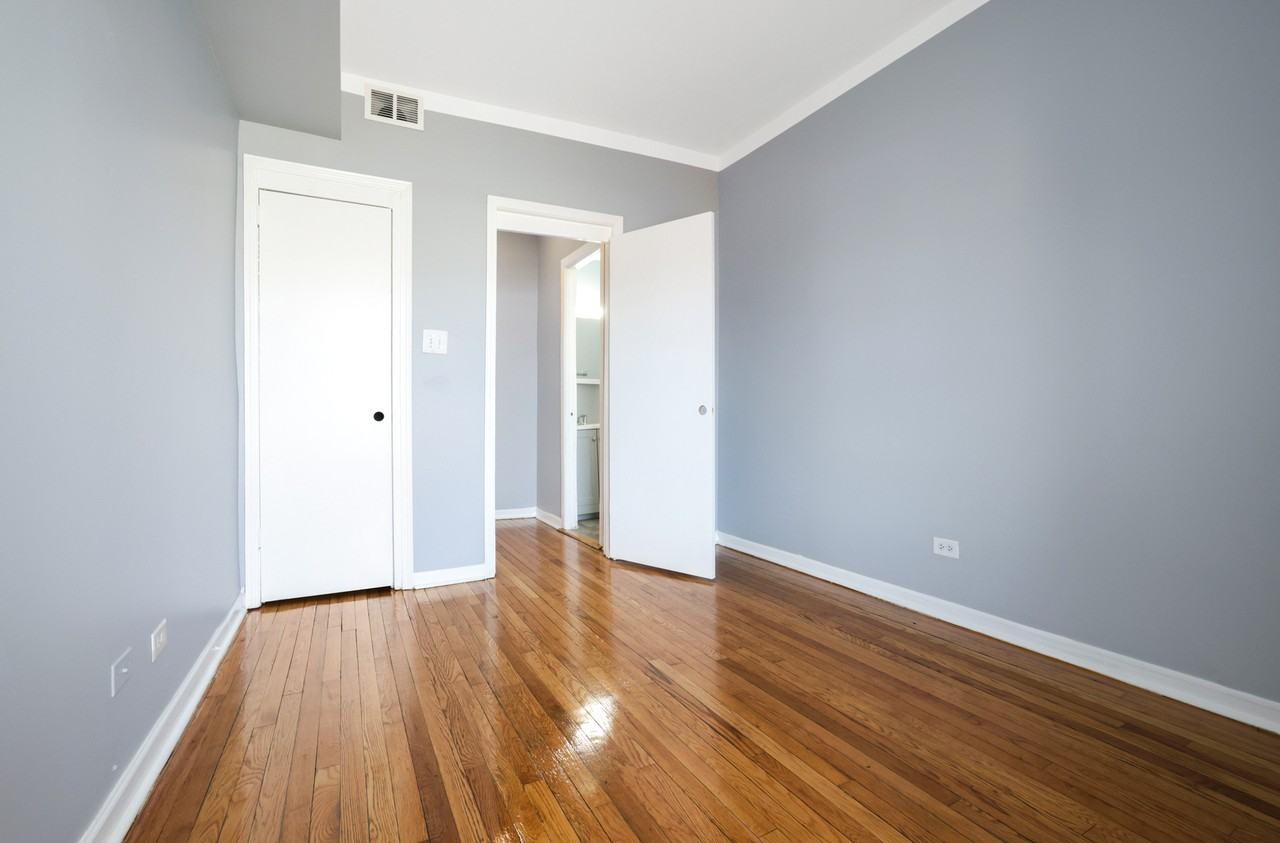 7255 S Calumet Ave #354E73rd3 - Photo 5 of 13
