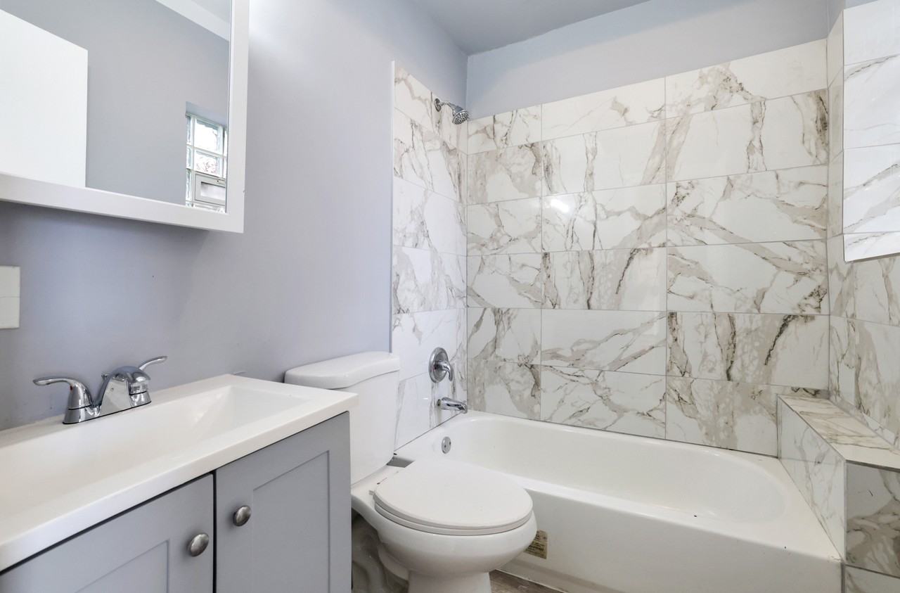 7255 S Calumet Ave #354E73rd3 - Photo 6 of 13