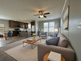 featured image of 2001 Se Summer Park Dr #140