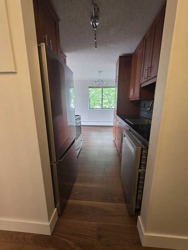 340 3rd Street West - Photo 5 of 15