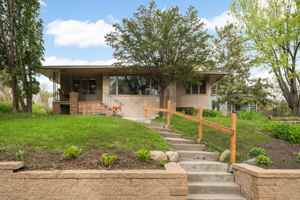 featured image of 895 Humboldt Ave #MAIN
