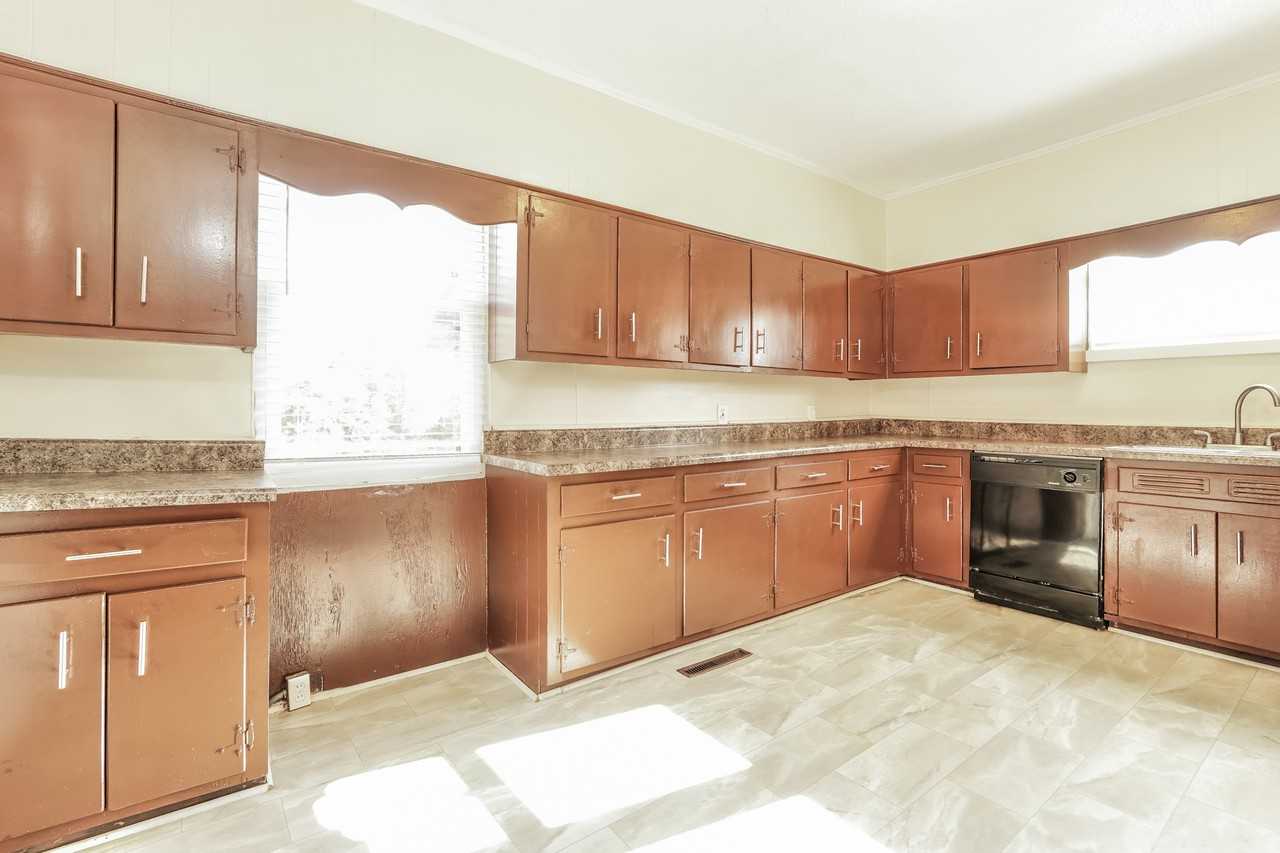 2169 Telfair St - Photo 6 of 15
