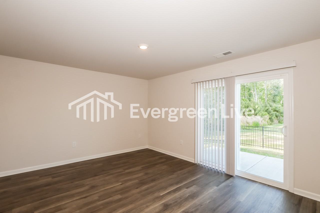2228 Courtina Way - Photo 5 of 16