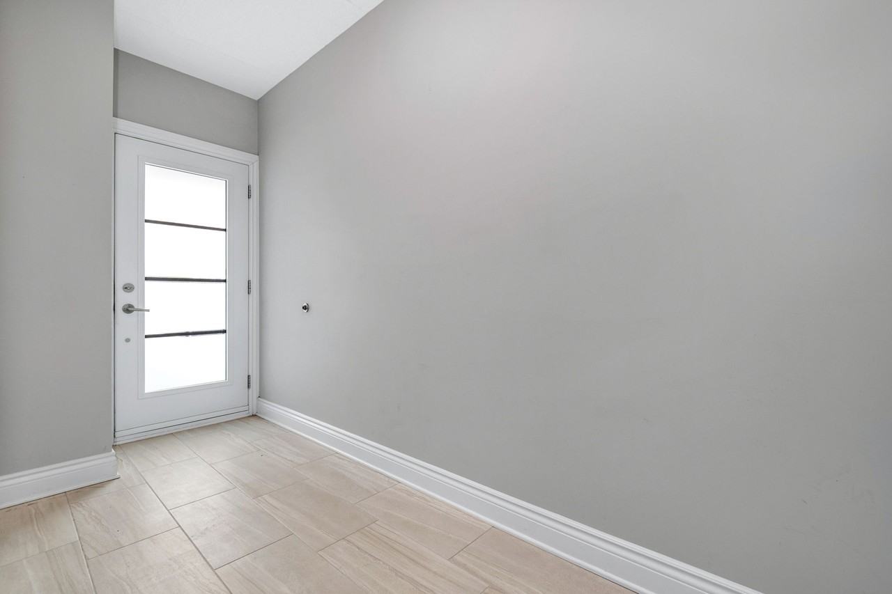 301 Montée Outaouais - Photo 2 of 24