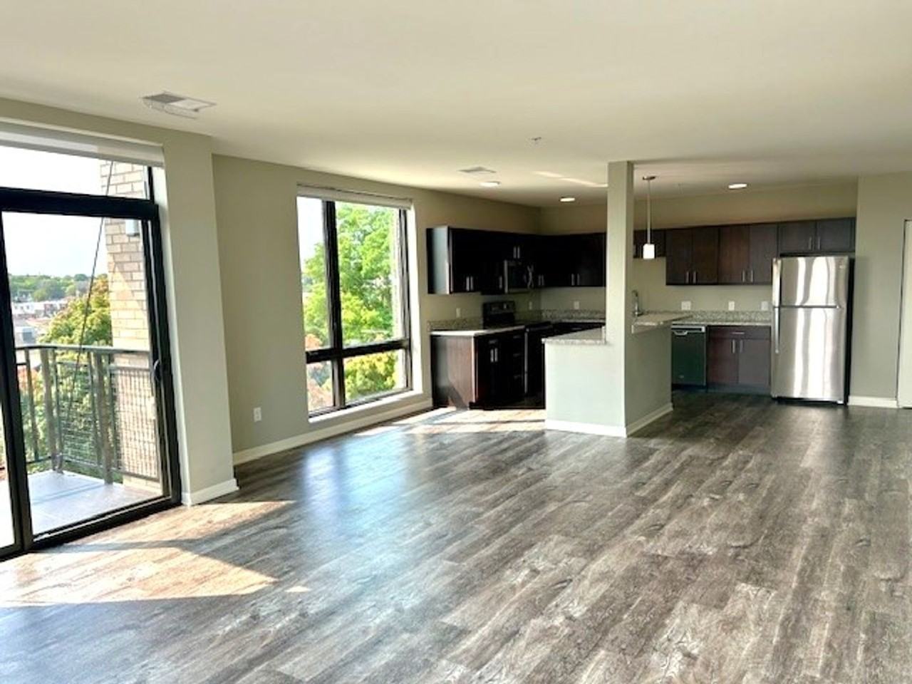 High Pointe Apartments - Photo 3 of 32
