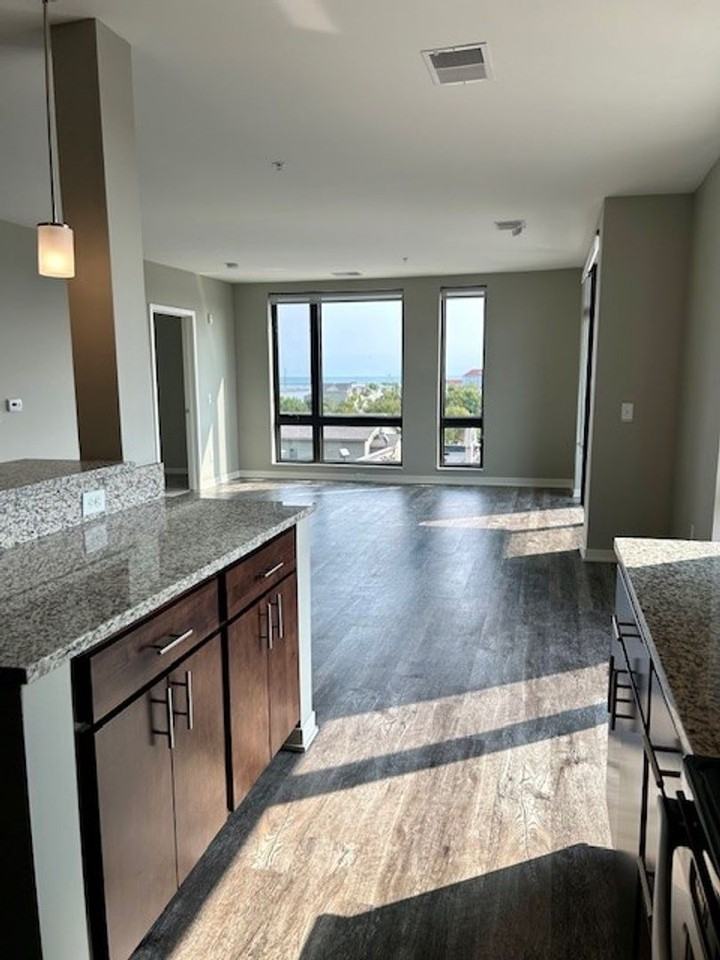 High Pointe Apartments - Photo 5 of 32