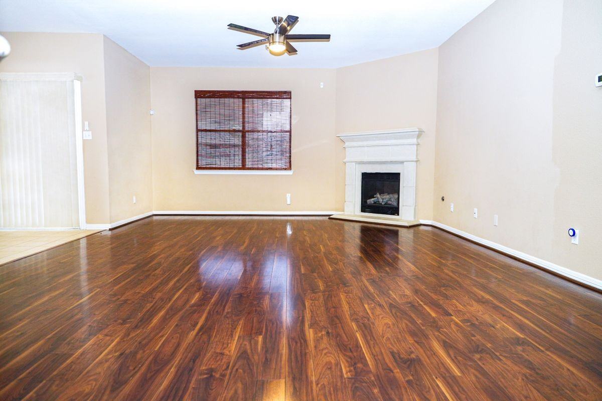 8711 Preston Field Ln - Photo 6 of 11