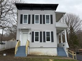 featured image of 7 Hewitt St