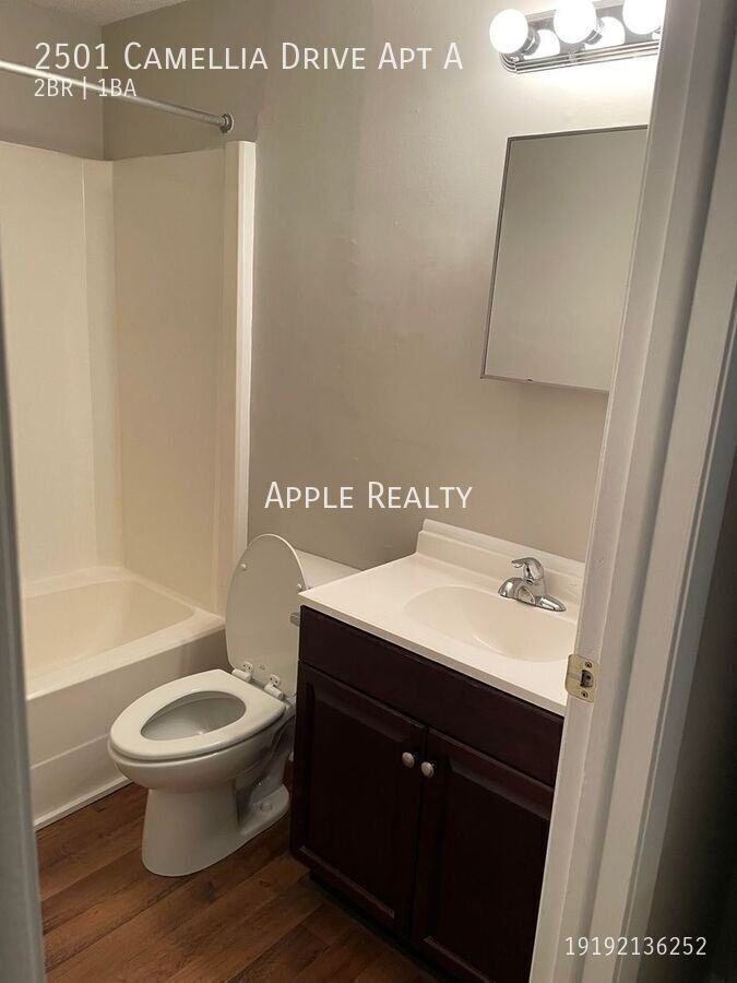 2501 Camellia Dr Apt A - Photo 7 of 13