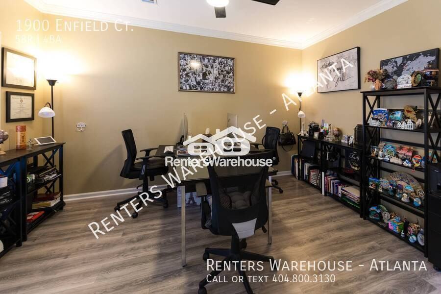 1900 Enfield Ct - Photo 5 of 50