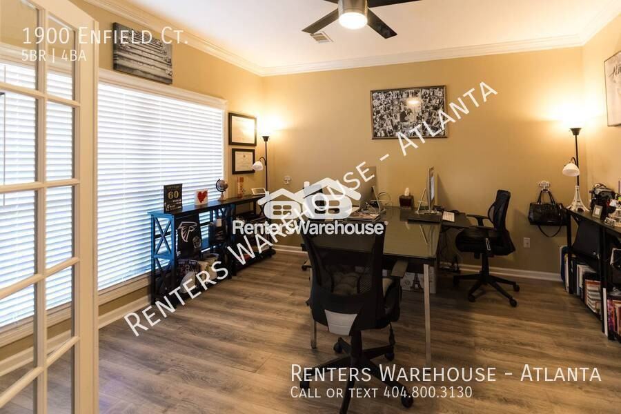 1900 Enfield Ct - Photo 4 of 50
