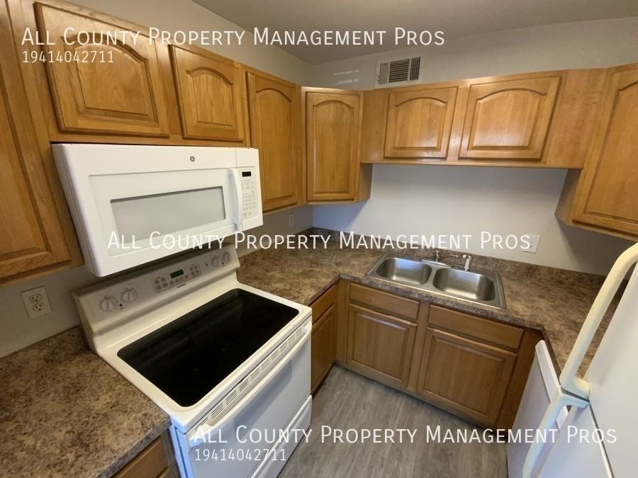 4800 Rilma Ave #142 - Photo 5 of 26