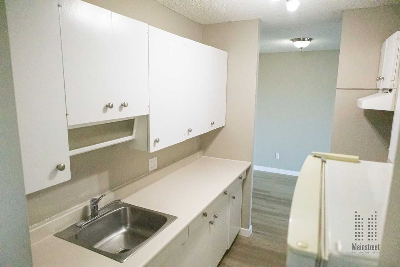 Westview Terrace - Photo 6 of 26
