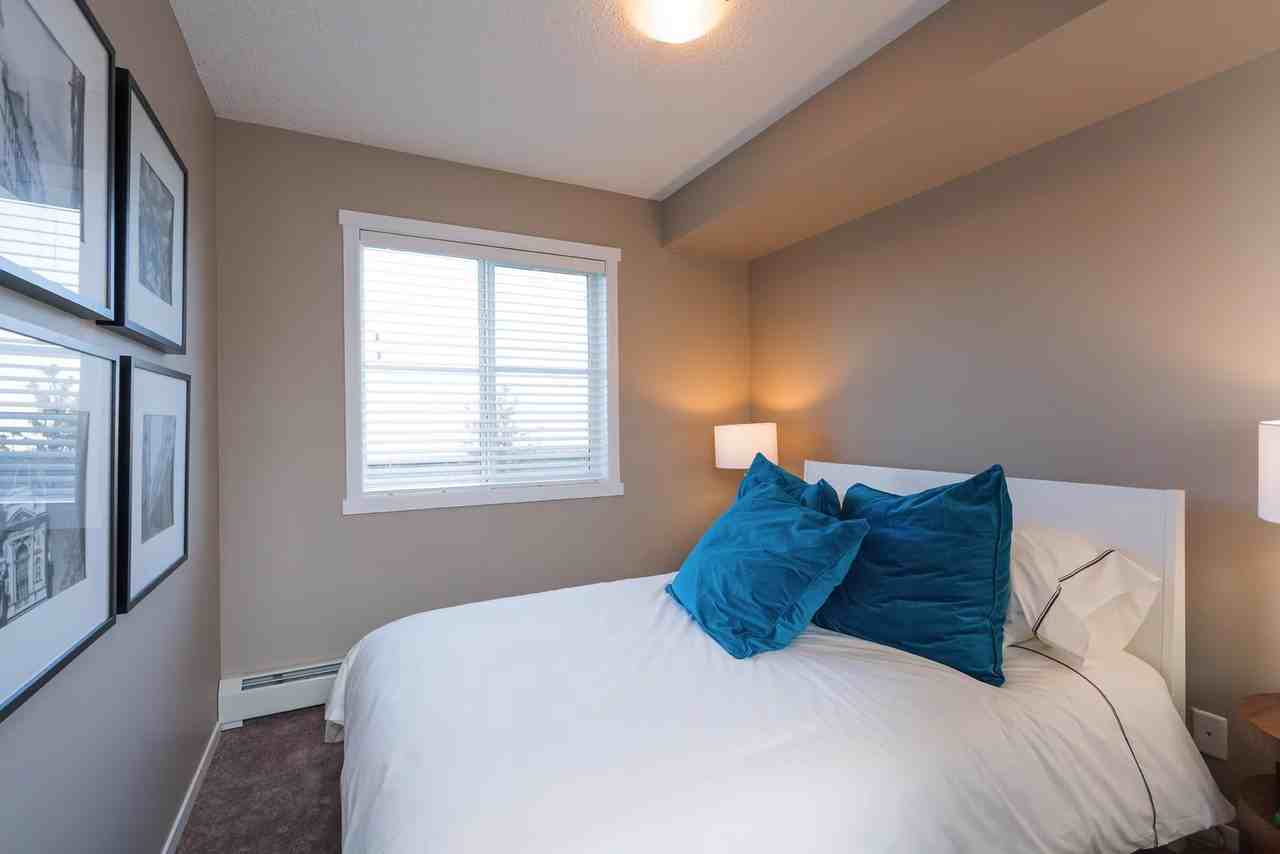Edge Living - Photo 5 of 14