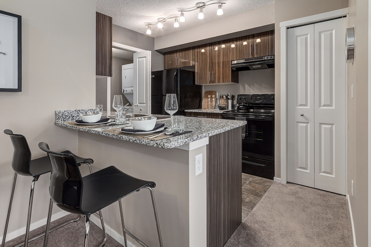 Legacy Place - Photo 5 of 19