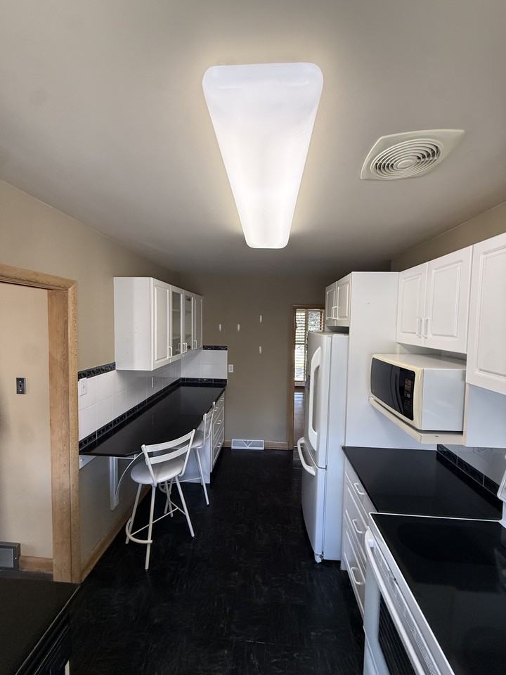 603 Dallenlea Ave - Photo 7 of 28