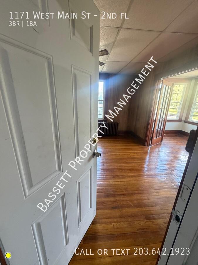 1171 W Main St #2ndFL - Photo 6 of 15