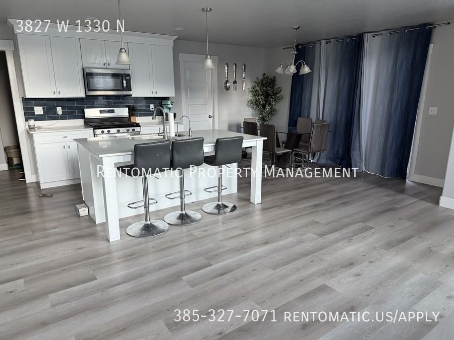 3827 W 1330 N - Photo 4 of 37