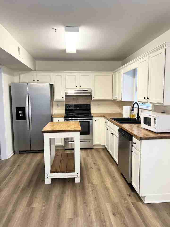 237 Willow Point Circle - Photo 5 of 16