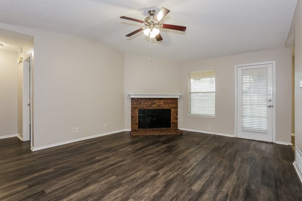 8120 Camelot Rd - Photo 5 of 19