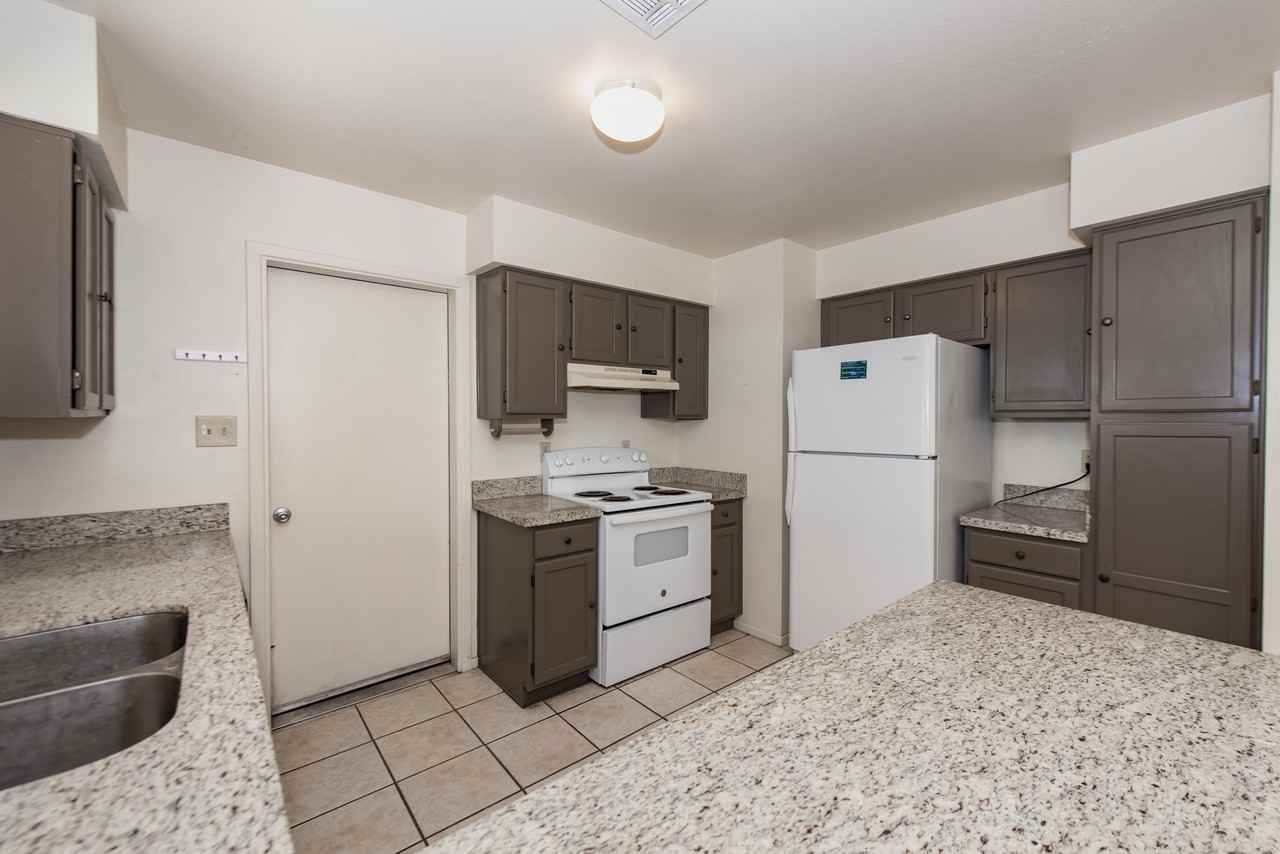 4598 W 18th Ln - Photo 4 of 23