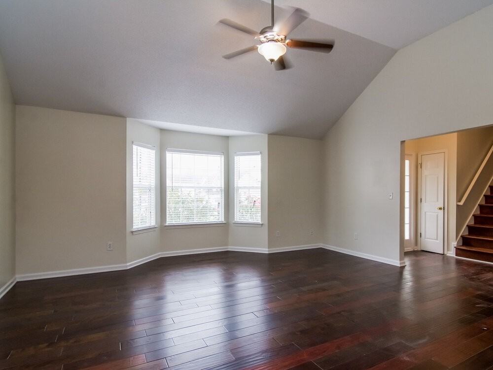 4710 Millenium View Ct - Photo 3 of 15