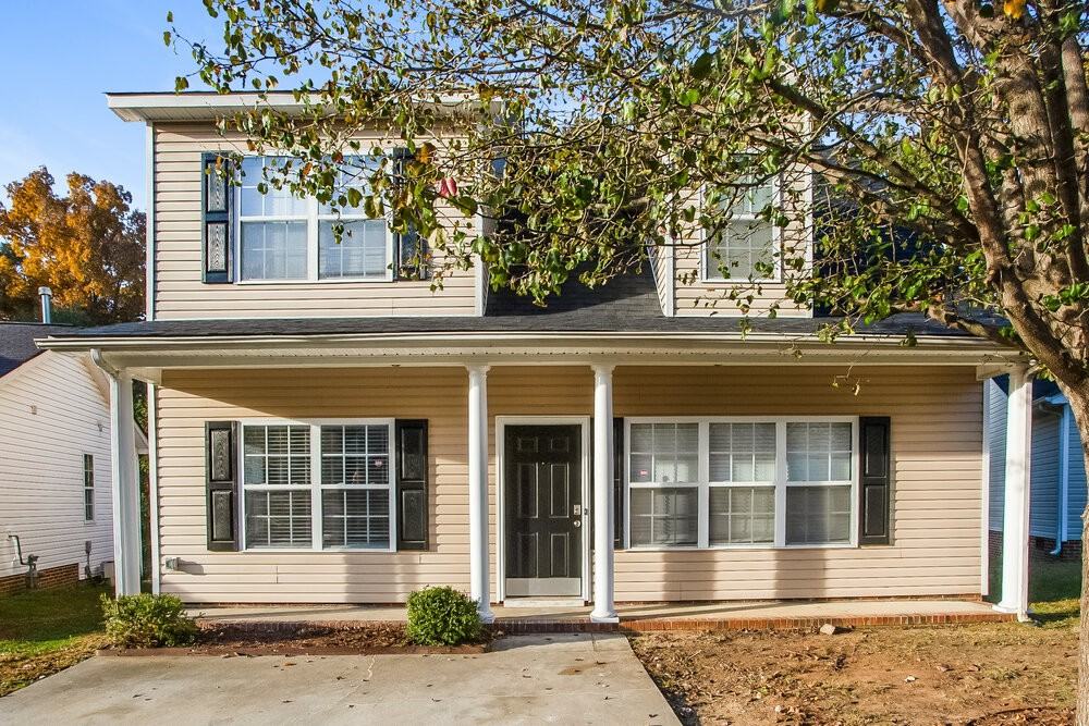 711 Continental Dr - Photo 4 of 17