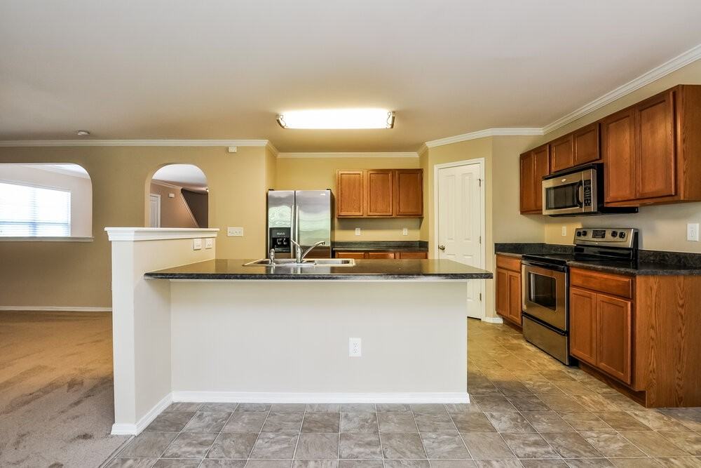 3121 Varcroft Rd - Photo 6 of 15