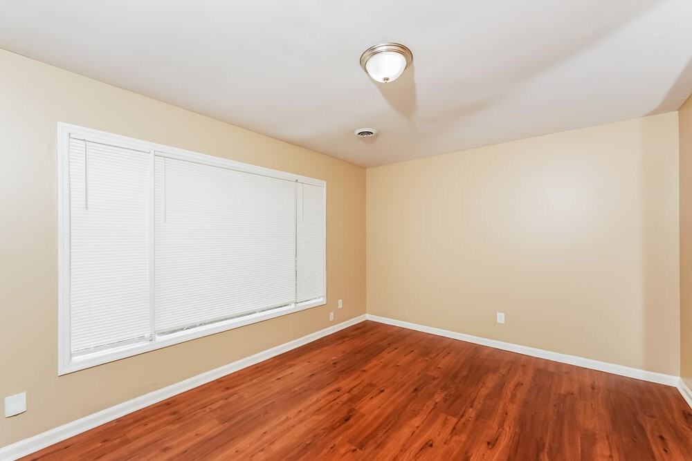 1700 Serene Dr - Photo 5 of 20