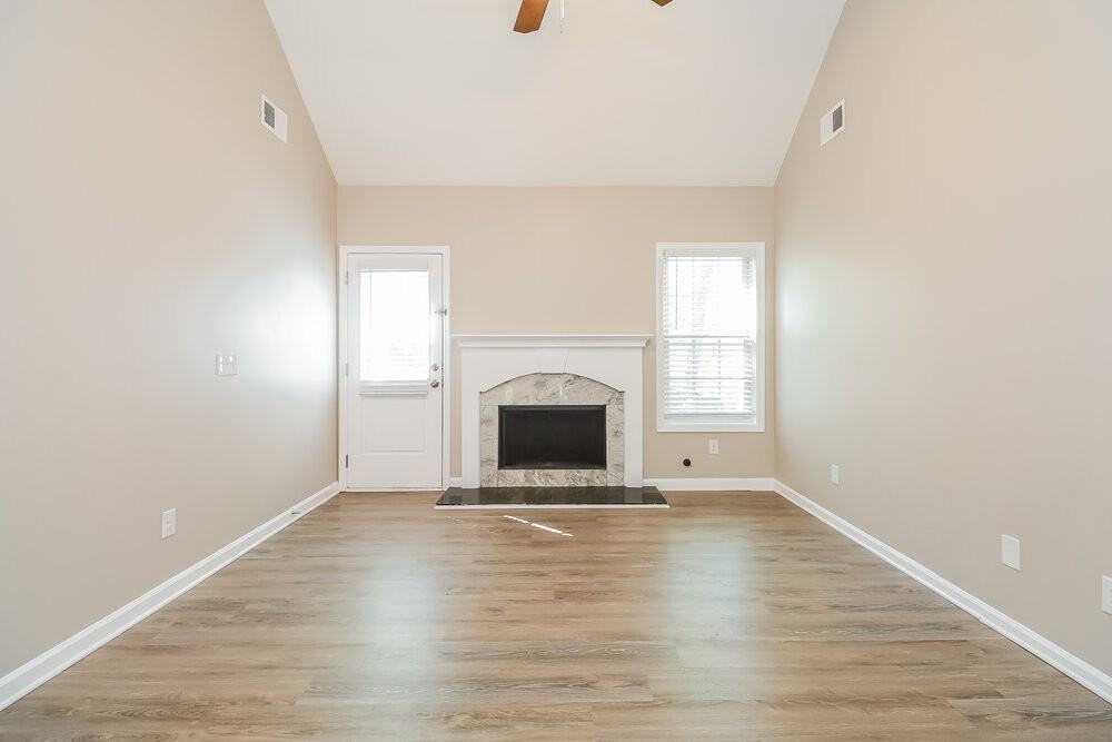 105 River North Ct - Photo 5 of 17
